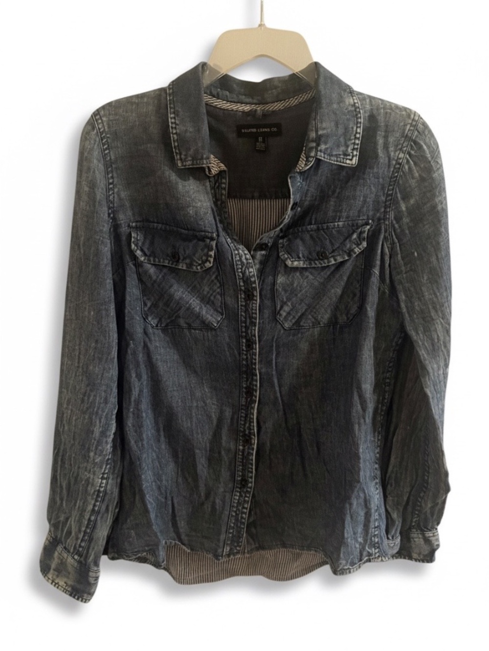 Silver Denim Co. Acid Wash Denim Long Sleeve Button Down Shirt Size M
